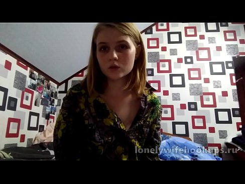 ❤️ Studenta blonda żagħżugħa mir-Russja jħobb dicks akbar. Porn magħmul fid-dar lilna